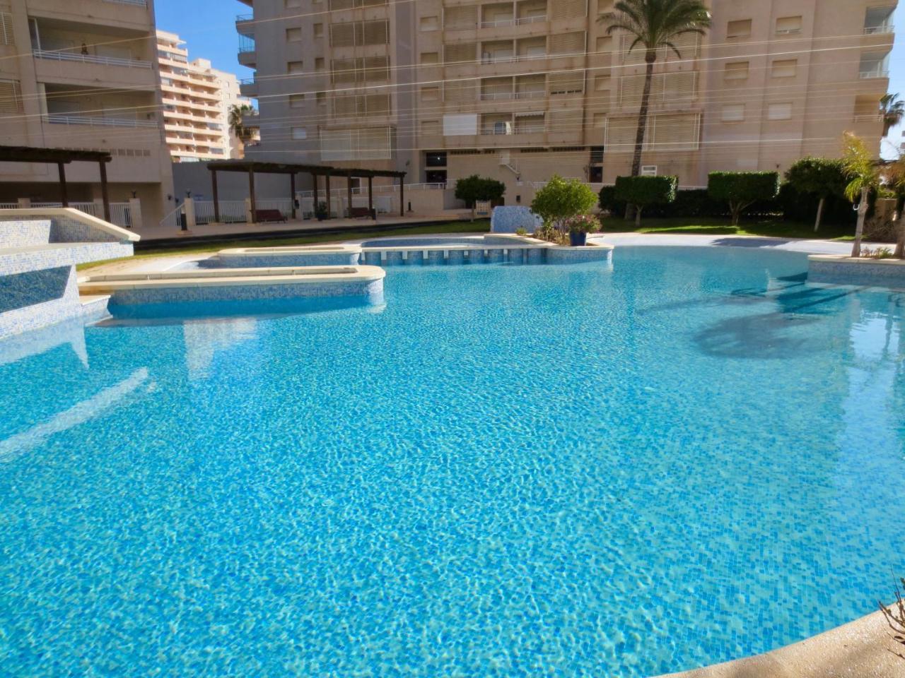 Clubrent - Apartamentos Apolo 17 Calpe Ngoại thất bức ảnh